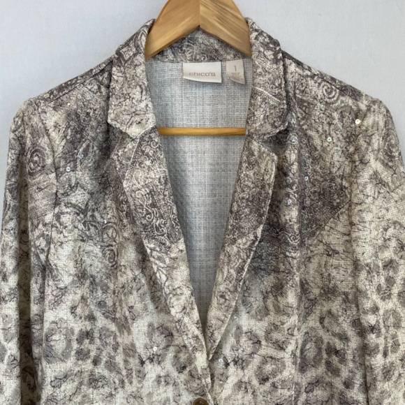 CHICO'S Size 1 US Medium Long Line One Button Blazer Cream & Silver Animal Print - Picture 2 of 7